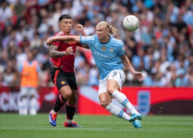 KAIYUN SPORTS-斯科尔斯&amp;amp;巴特：曼联没有人能防住哈兰德，他身体太强壮了